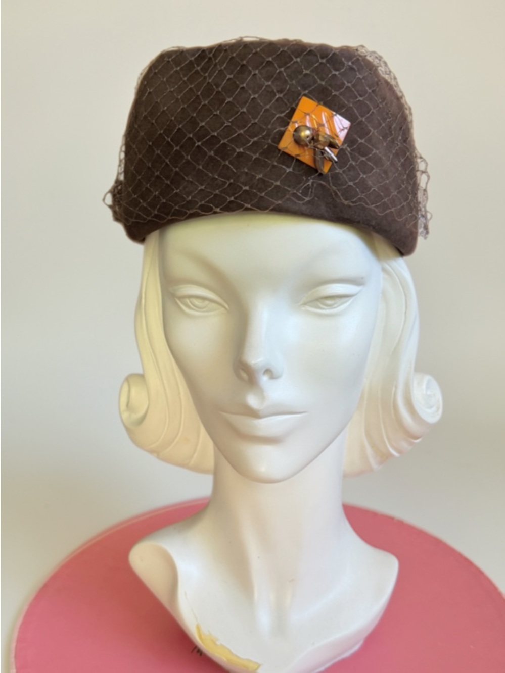 Vintage 1940s Brown Velour 4โ Tall Tilt Hat with Veil and Bakelite Accent